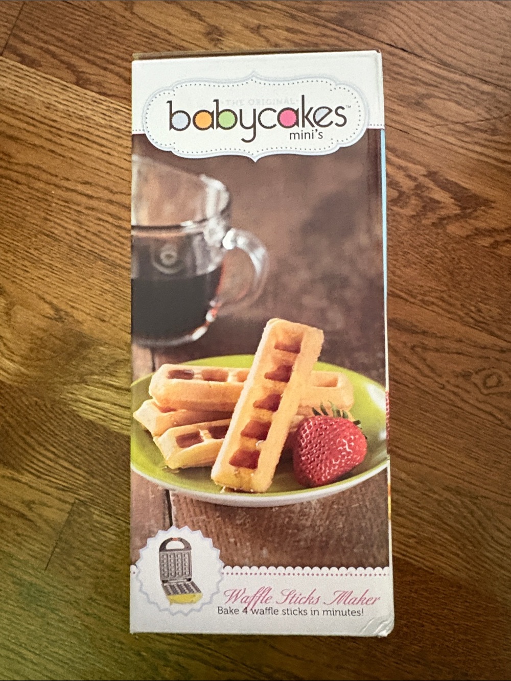 Babycakes mini Ceramic Coated Waffle Sticks Maker - Picture 2 of 4